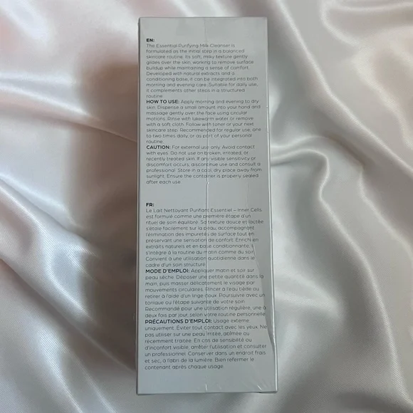 Inner Cells
Essential Purifying Milk Cleanser - Picture 5 of 6